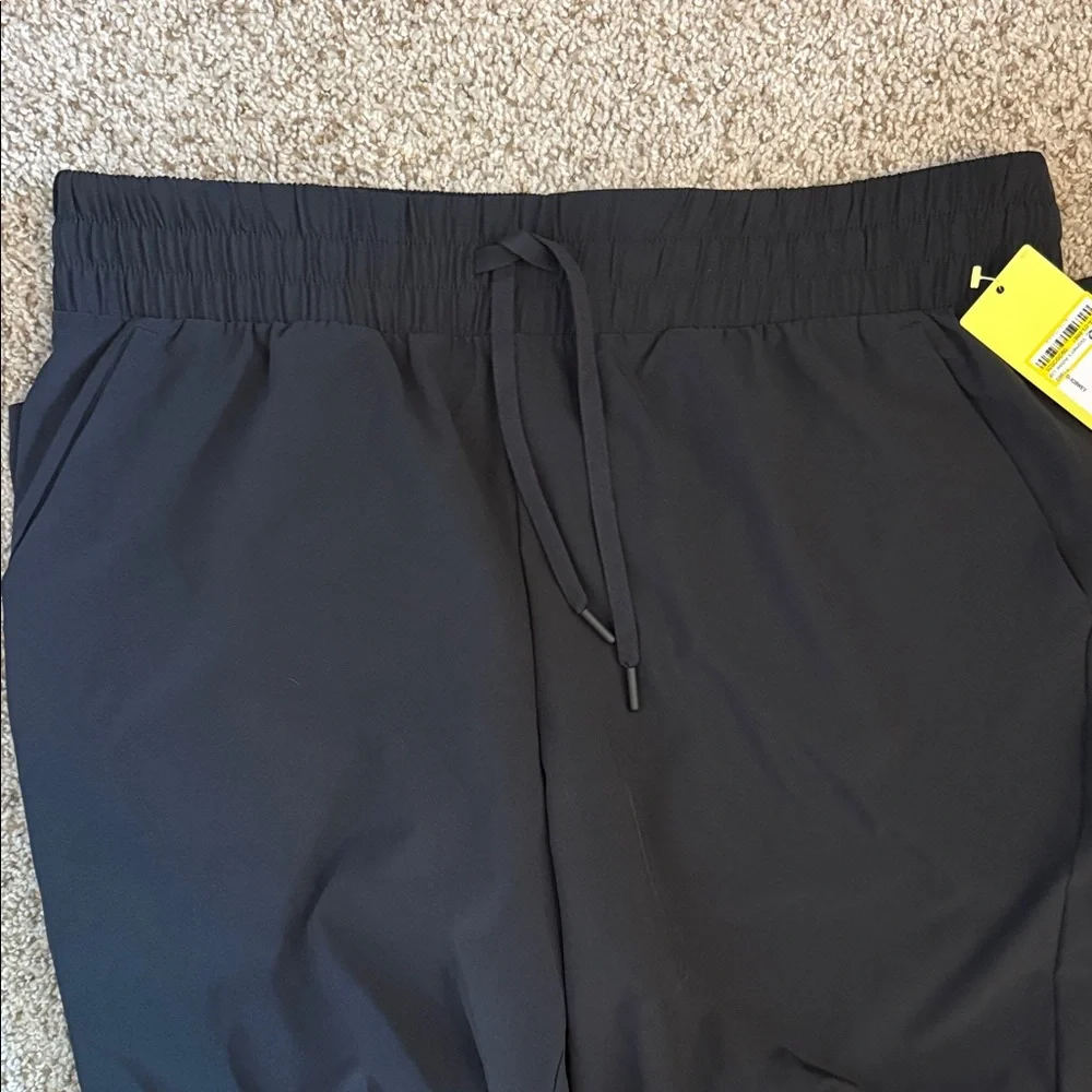 NWT All in Motion Black Active Pants Sz Large Long - Picture 3 of 9
